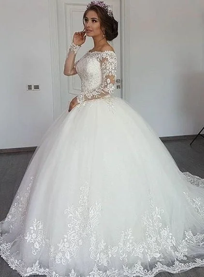 V-neck Spaghetti Straps Backless A-line Wedding Dress Beautiful With Ruffles Tulle Wedding Gown Set